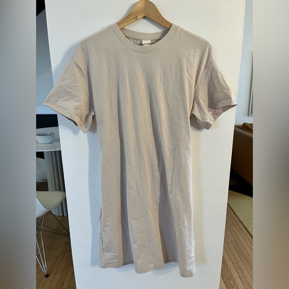 Tshirt Dress with Back Cut Out